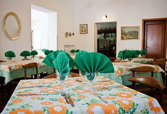 Albergo Lido Silvi Marina Bagian luar foto